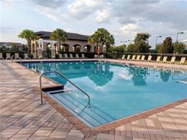 10052 EAGLE CREEK CENTER BOULEVARD, Orlando, FL 32832