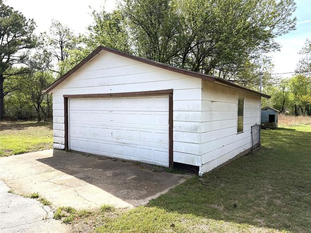 8104 NE 28th Street, Spencer, OK 73084