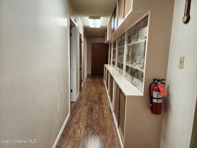 216 W Oak Ave, Osburn, ID 83849