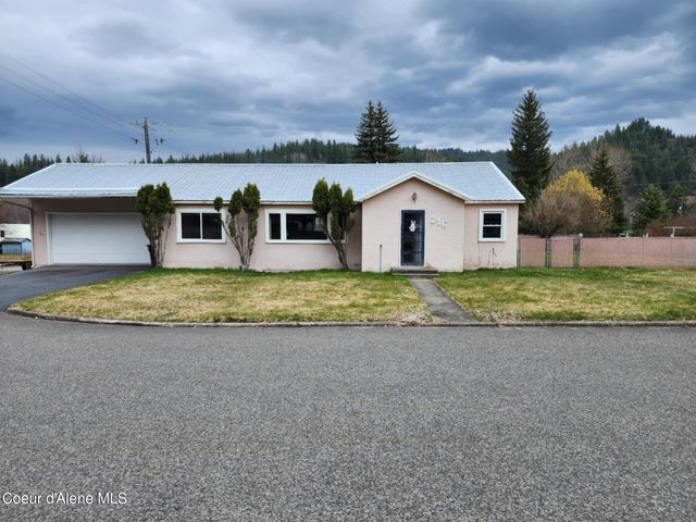 216 W Oak Ave, Osburn, ID 83849