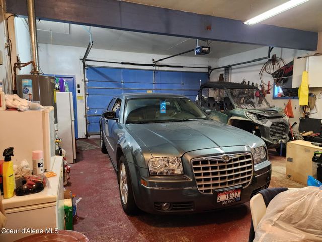 216 W Oak Ave, Osburn, ID 83849