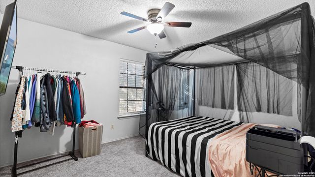 501 Rudeloff, Seguin, TX 78155