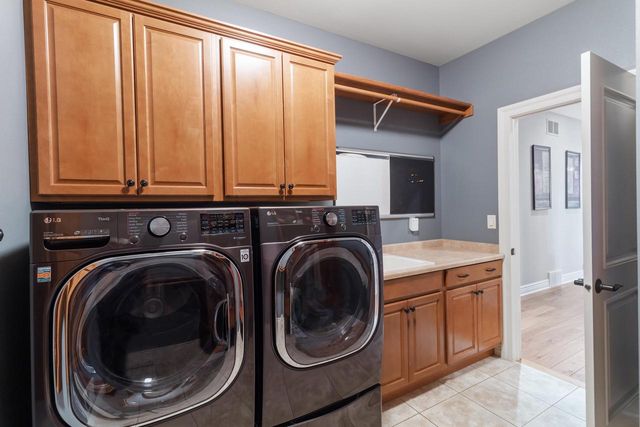 6645 Jerry Ryan Trail, Sun Prairie, WI 53590