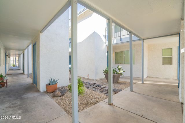 329 N 11TH Street 203, Phoenix, AZ 85006