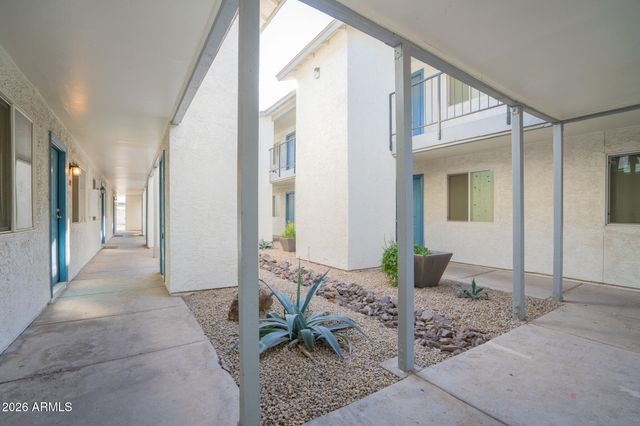 329 N 11TH Street 203, Phoenix, AZ 85006