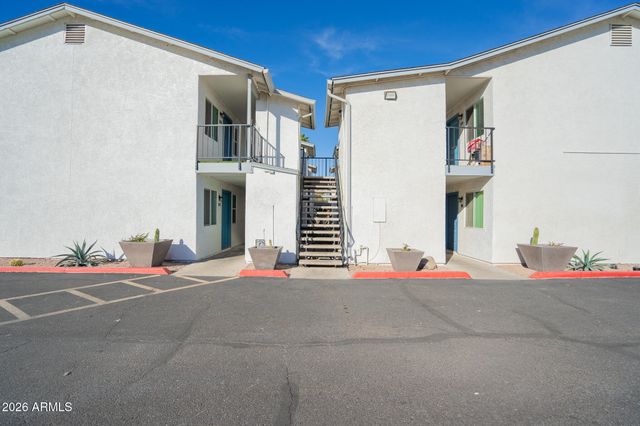 329 N 11TH Street 203, Phoenix, AZ 85006