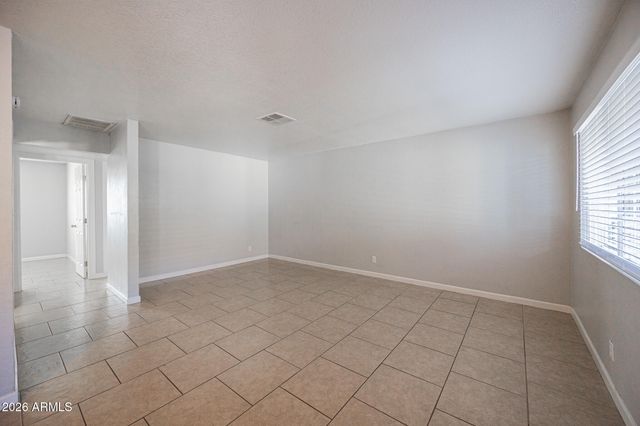 329 N 11TH Street 203, Phoenix, AZ 85006