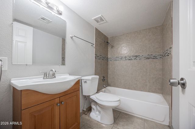 329 N 11TH Street 203, Phoenix, AZ 85006