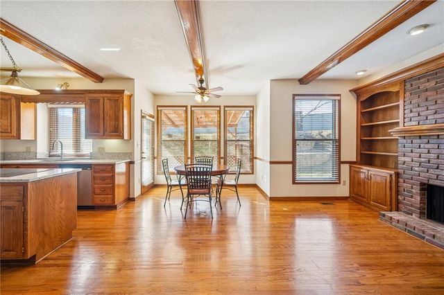 7640 N Lucerne Court, Kansas City, MO 64151