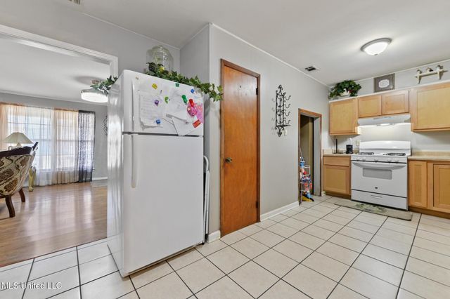 387 Greenwood Drive, Biloxi, MS 39531