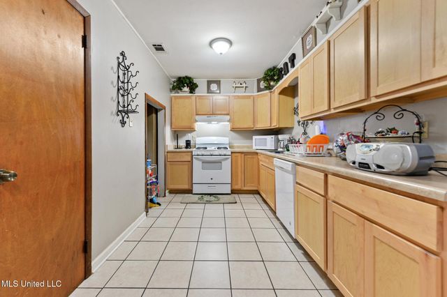 387 Greenwood Drive, Biloxi, MS 39531