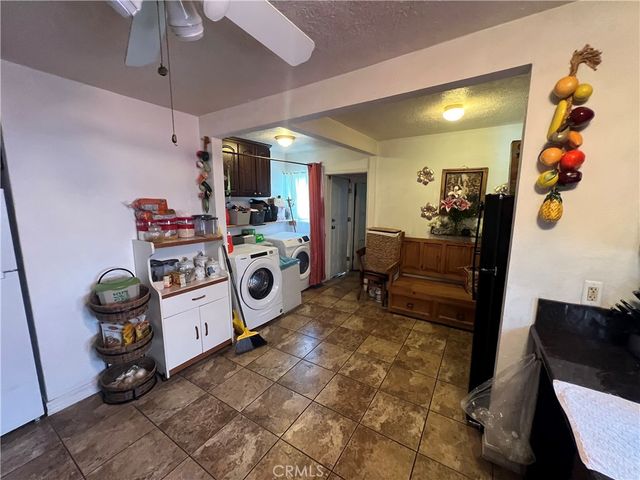 727 Oakford, East Los Angeles, CA 90022