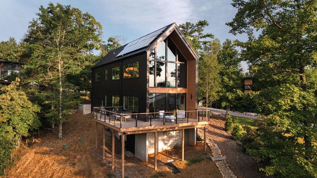 88 This Way, Young Harris, GA 30582