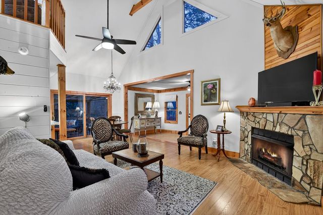 171 Mohawk Trail, Ellijay, GA 30540