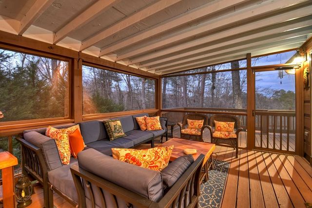 171 Mohawk Trail, Ellijay, GA 30540