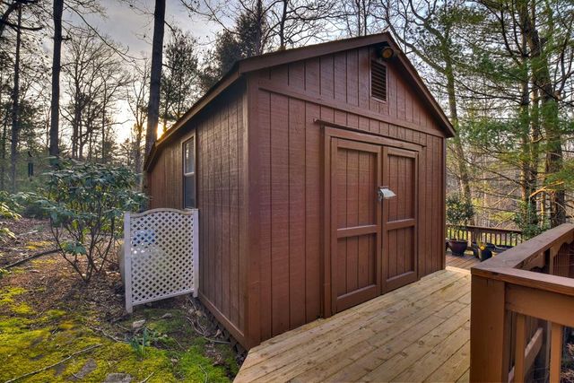 171 Mohawk Trail, Ellijay, GA 30540