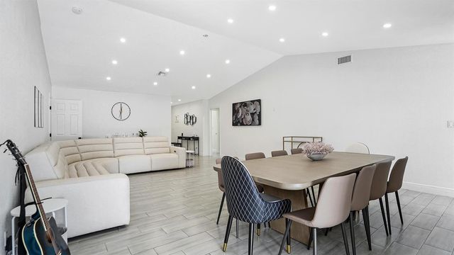 10131 Camelback Lane, Boca Raton, FL 33498