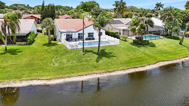 10131 Camelback Lane, Boca Raton, FL 33498