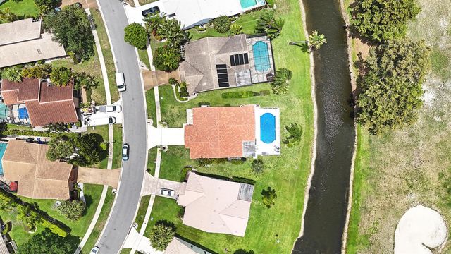 10131 Camelback Lane, Boca Raton, FL 33498