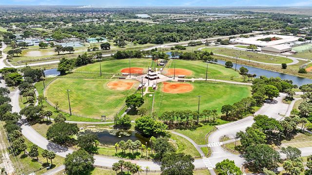 10131 Camelback Lane, Boca Raton, FL 33498