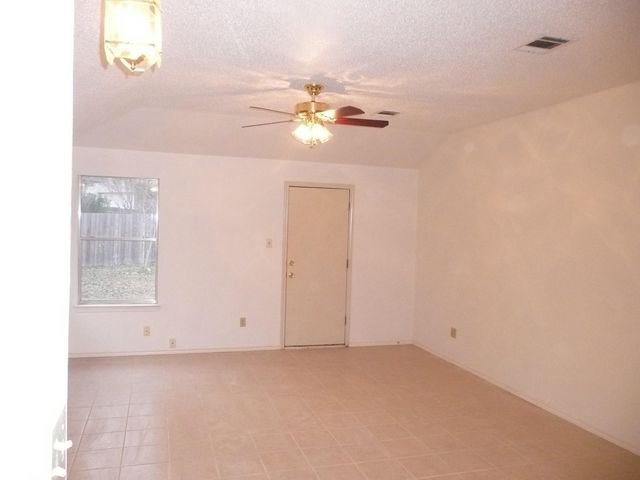 734 Latteridge DR, Austin, TX 78748