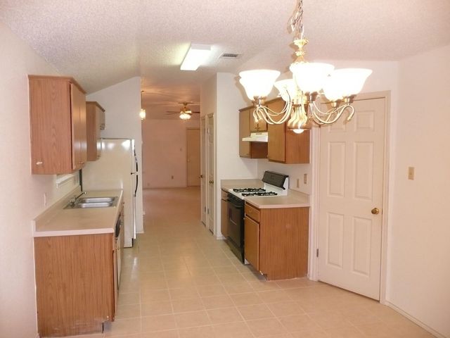 734 Latteridge DR, Austin, TX 78748