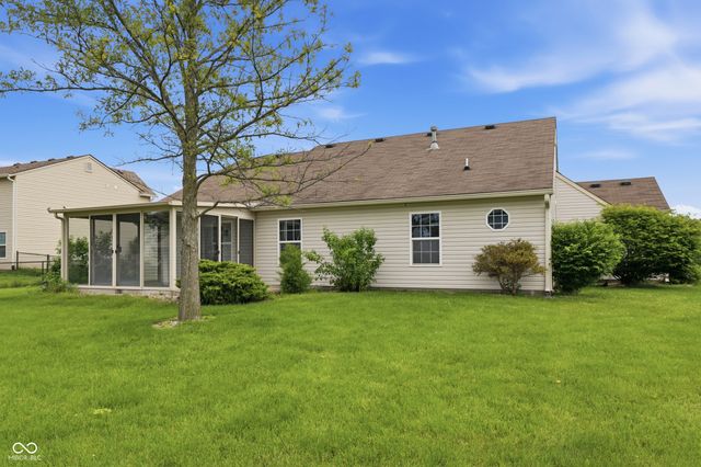 1672 Sagemeadow Drive, Brownsburg, IN 46112