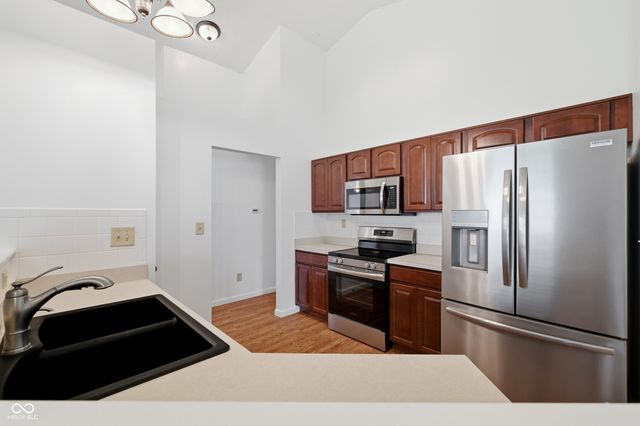 1672 Sagemeadow Drive, Brownsburg, IN 46112