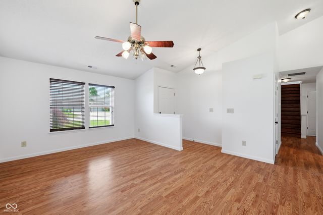 1672 Sagemeadow Drive, Brownsburg, IN 46112
