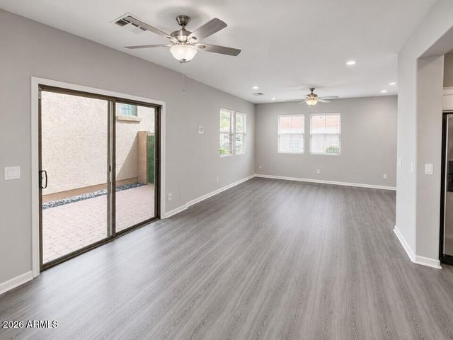 25813 N 54TH Avenue, Phoenix, AZ 85083