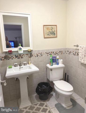 5 HANOVER CT, Princeton, NJ 08540