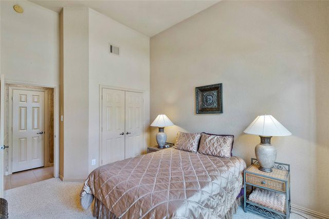 7 N Spring Brook Ct, Spring, TX 77382