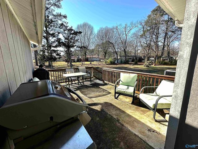 805 7th Way, Arab, AL 35016