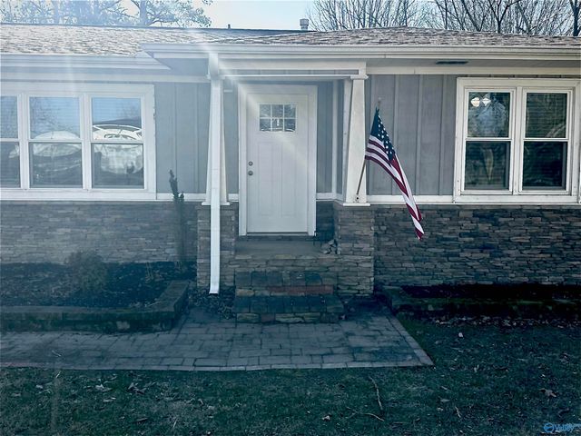 805 7th Way, Arab, AL 35016