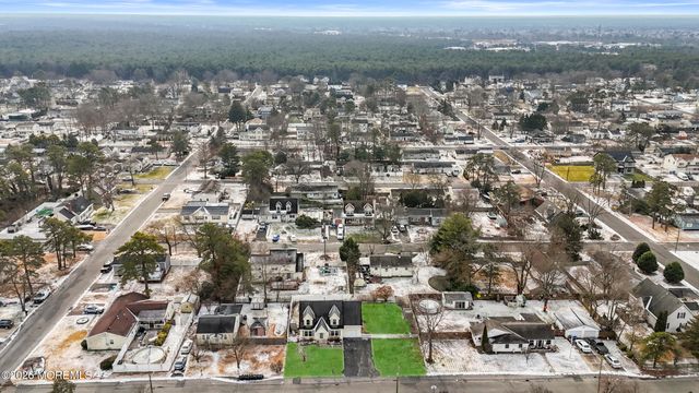 1216 7th Avenue, Toms River, NJ 08757