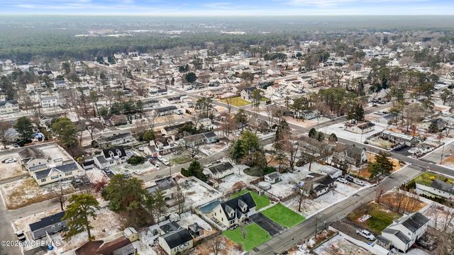 1216 7th Avenue, Toms River, NJ 08757