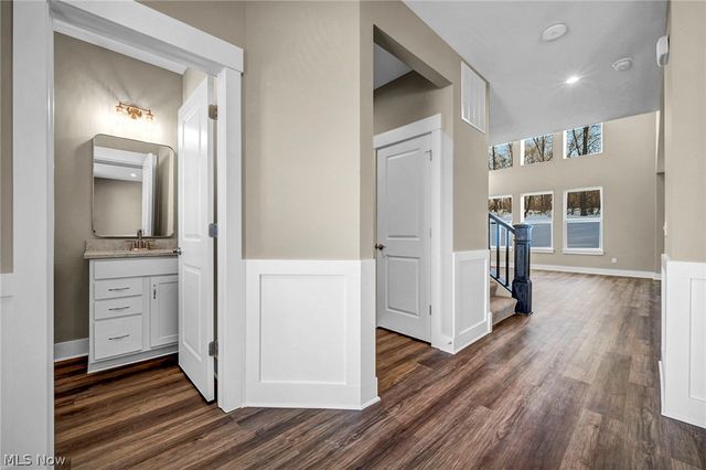 6099 Upland Ridge, Medina, OH 44256