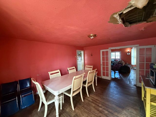 122 N Cleveland Avenue, Galien, MI 49113