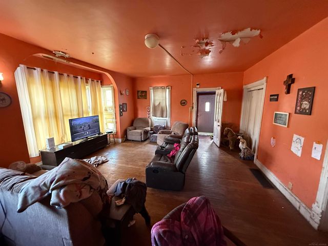 122 N Cleveland Avenue, Galien, MI 49113