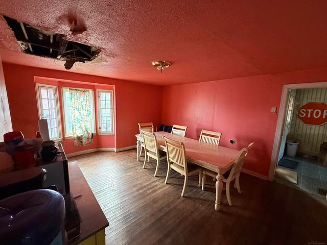 122 N Cleveland Avenue, Galien, MI 49113