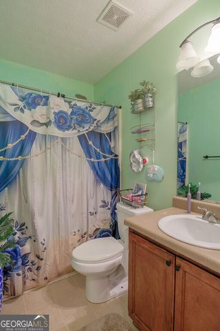 1513 Pointe South Circle, Bethlehem, GA 30620