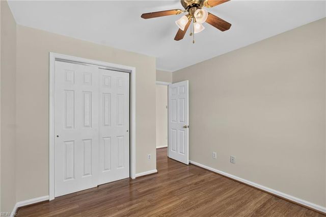 504 Mary Robert LN, Newport News, VA 23608