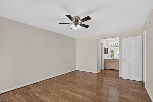504 Mary Robert LN, Newport News, VA 23608
