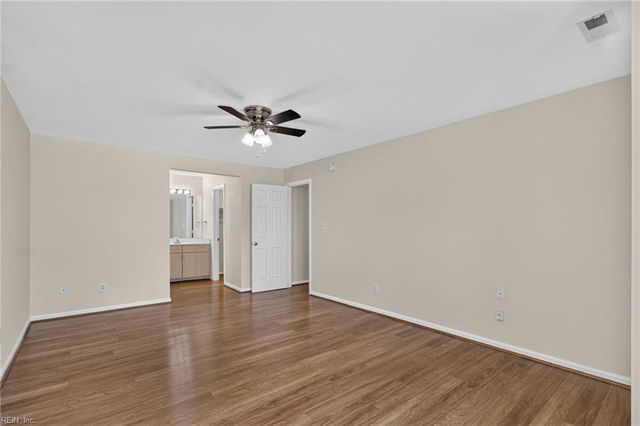 504 Mary Robert LN, Newport News, VA 23608