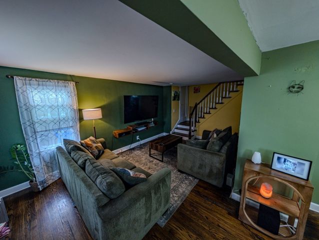 49 Carew Terrace, Springfield, MA 01104