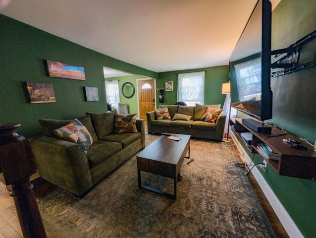 49 Carew Terrace, Springfield, MA 01104