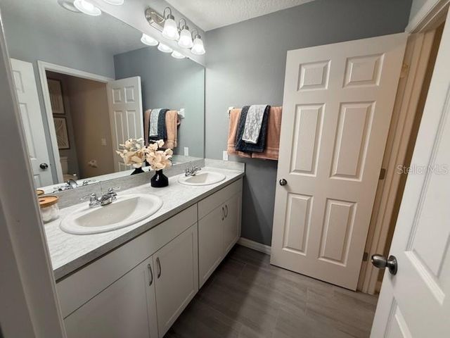 2677 STARRY POINT, St Cloud, FL 34769