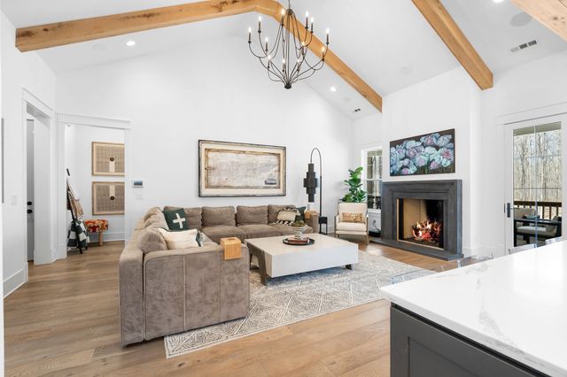 5916 Pinewood Rd, Franklin, TN 37064