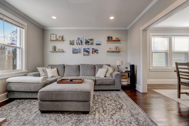 7 4th Street, White Plains, NY 10606