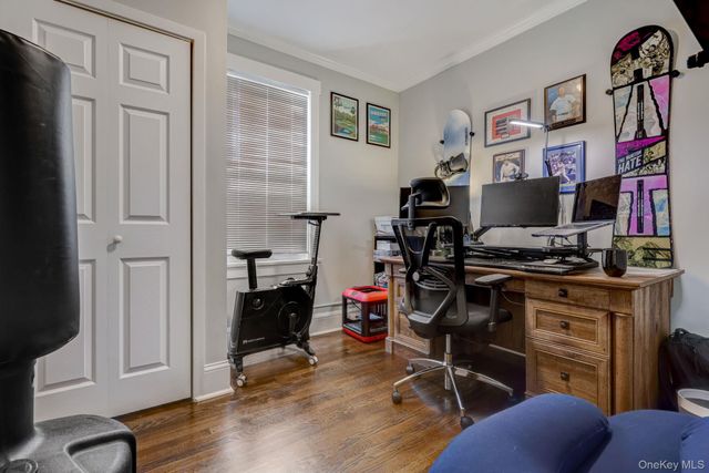 7 4th Street, White Plains, NY 10606